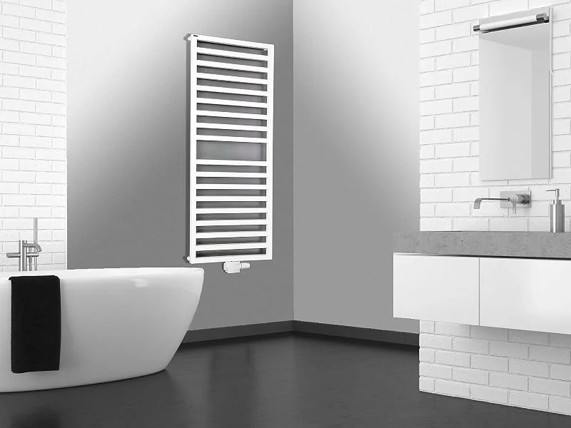 Badheizkörper Design Square 2, HxB: 147 x 60 cm 810 Watt, weiß (Marke: Szagato) Made in Germany Handtuchheizung Handtuchwärmer Design Heizkörper vertikal — Heizung Warmepumpe